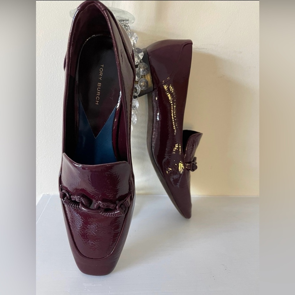 Tory Burch JESSA HEELED LOAFER in Burgundy Size 8.5 New with Tag - Picture 6 of 8